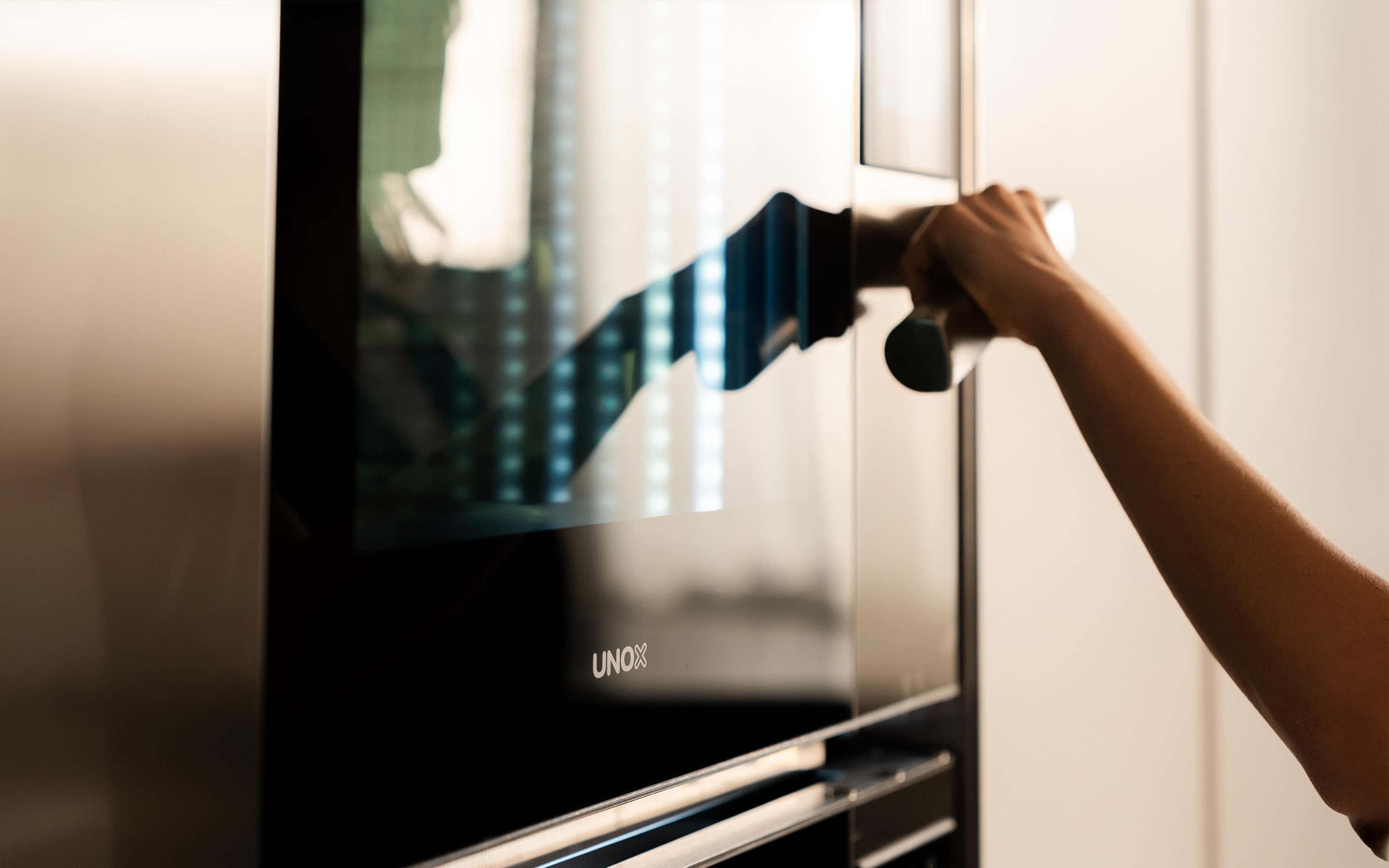 SuperOven's design handle